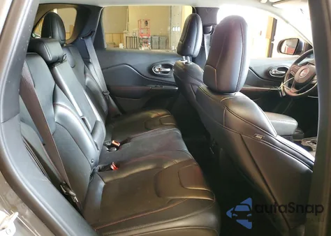 2019 Jeep Cherokee Trailhawk z USA, uszkodzony, nr VIN 1C4PJMBX8KD410439